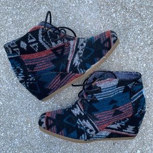 Toms wedge booties! Size 5.5